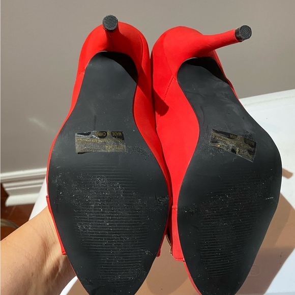 Qupid red open toe pumps heel shoes size 8.5 - Picture 3 of 8